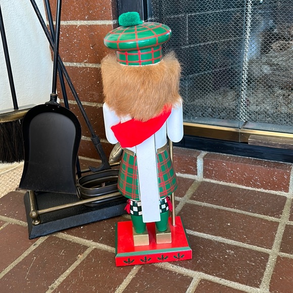 Rare! Vintage 1997 Old World Nutcracker Village  16" Scotsman Nutcracker - Picture 7 of 11